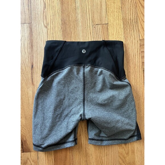 Lululemon Train Times Shorts 6” Size 4 - HeathereD Black Gym Run Hike Train Yoga - Picture 3 of 8